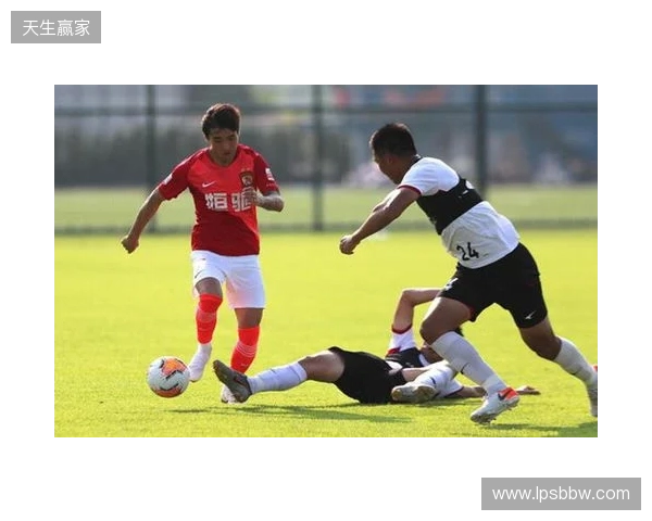 久帅：通过热身赛来精简球员 中国球员的优势是非常勤奋好学